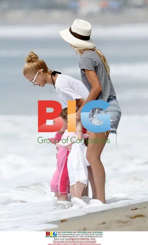 Jessica Alba and Family Enjoy Beach Day in Malibu