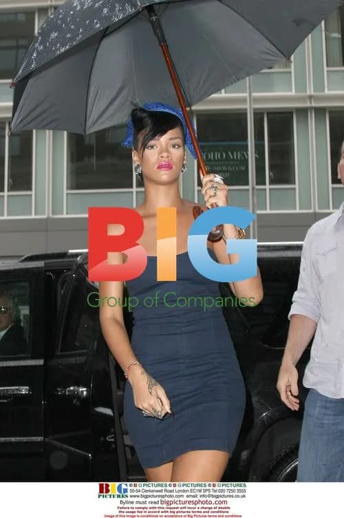 Rihanna visits Bloomingdales and Golden Crust in NYC