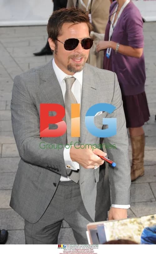 Brad Pitt at "Inglourious Basterds" Berlin Premiere