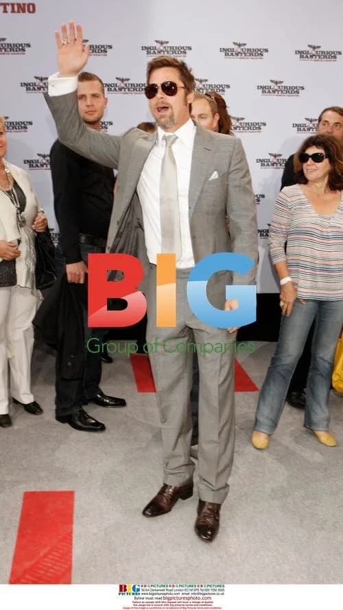 Brad Pitt at "Inglourious Basterds" Premiere in Berlin