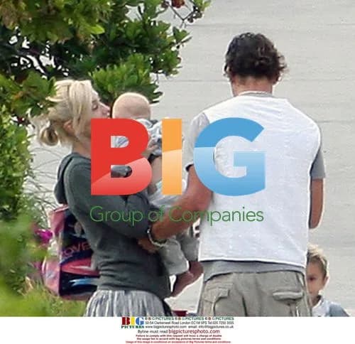 Gwen Stefani and Family Playing