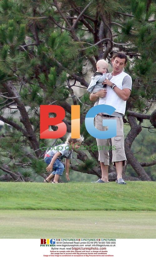 Gwen Stefani and Family Play in Field