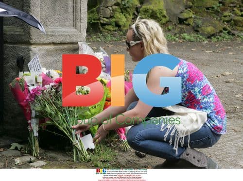 Tributes left for Sir Bobby Robson