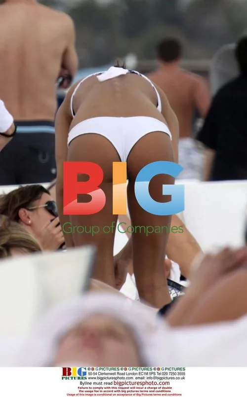 Clooney and Elisabetta Canalis Vacation in Italy