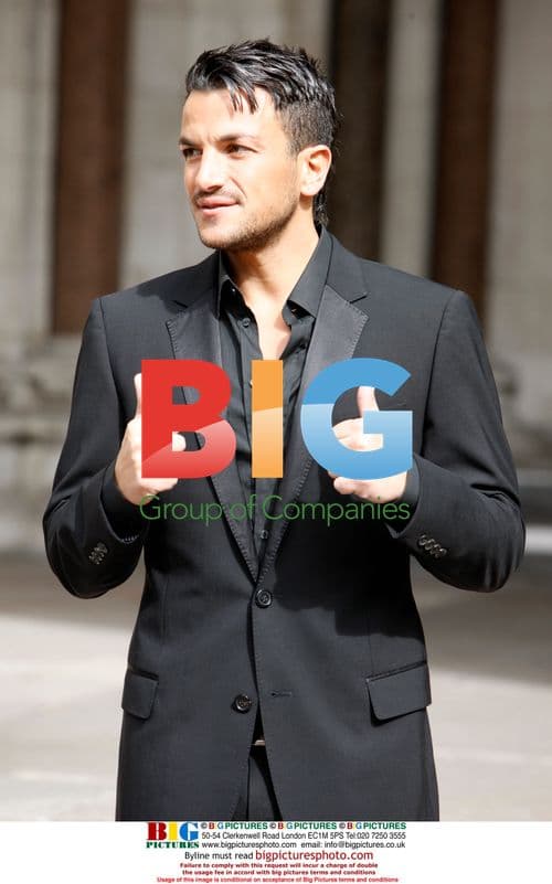 Peter Andre Leaving London Court