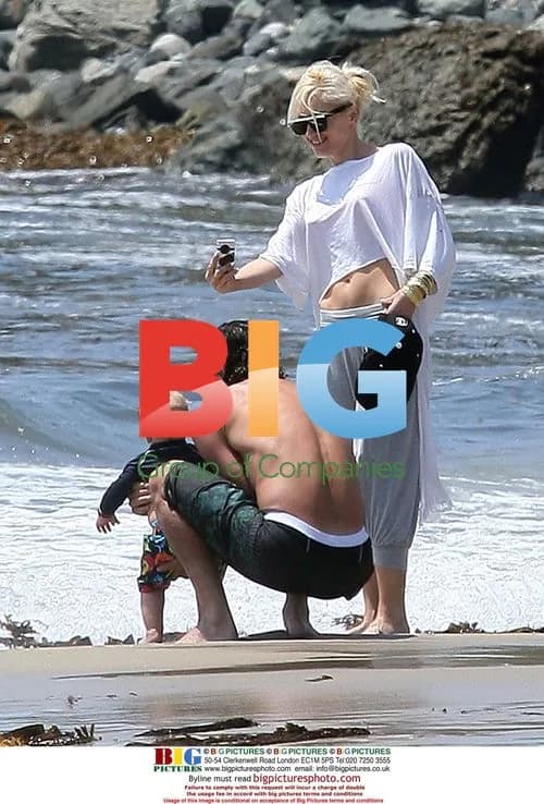 Gavin Rossdale and Gwen Stefani with sons