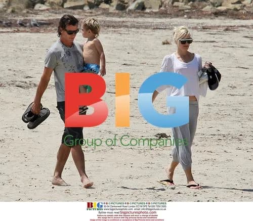 Gavin Rossdale and Gwen Stefani with sons