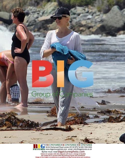 Gavin Rossdale and Gwen Stefani with sons