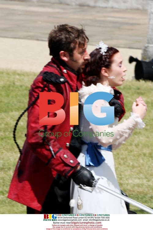 Catherine Tate and cast on Gulliver's Travels set