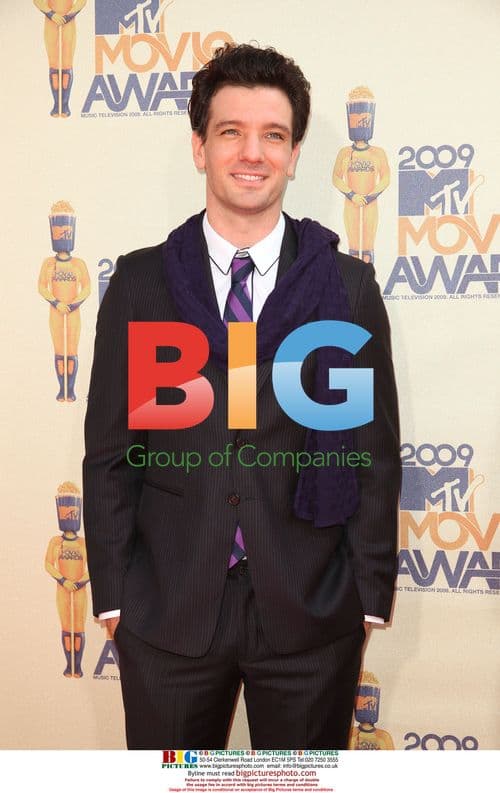 JC CHASEZ Arrives at MTV Movie Awards