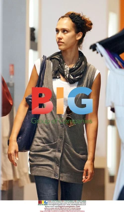 Jessica Alba Shopping at BCBG