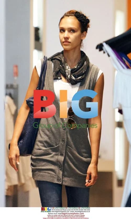 Jessica Alba Shopping at BCBG