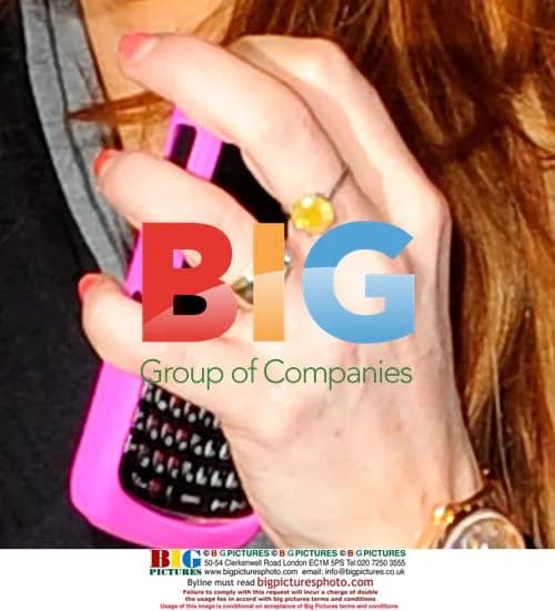 Lindsay Lohan Arrives in London
