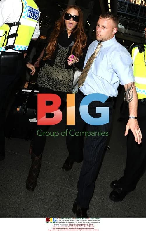 Lindsay Lohan Arrives in London