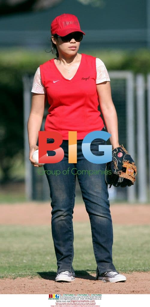 America Ferrara on 'Family Wedding' set