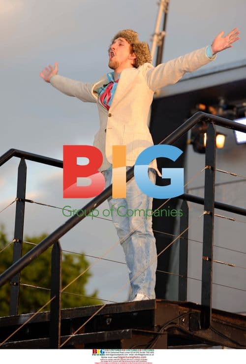 New Big Brother contestants enter house