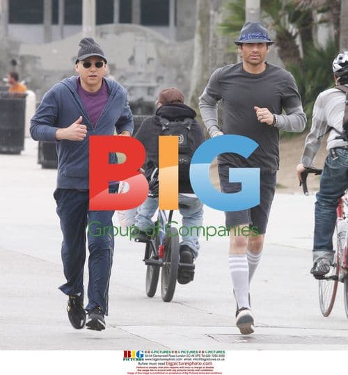 Duchovny and Handler on Californication Set