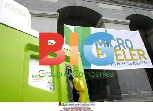 Arnold Schwarzenegger unveils portable E-fuel 100 MicroFueler