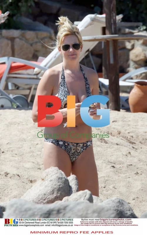 Rod Stewart and Family Holiday in Italy