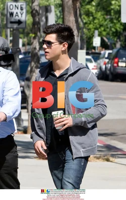 Taylor Lautner grabs coffee in Beverly Hills