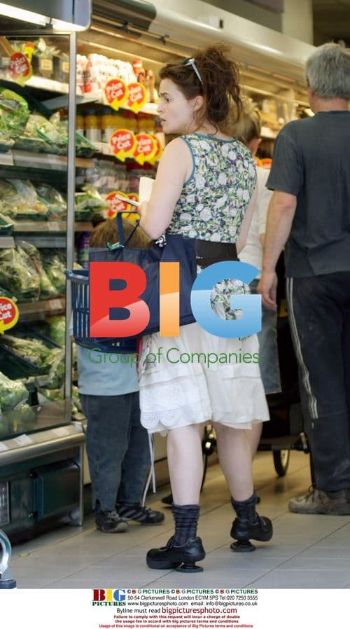 Tim Burton and Helen Bonham Carter go for a stroll