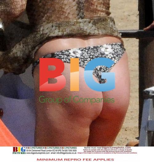 Rod Stewart and Family on Holiday