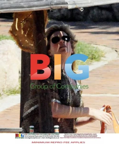 Rod Stewart and Family on Holiday in Italy