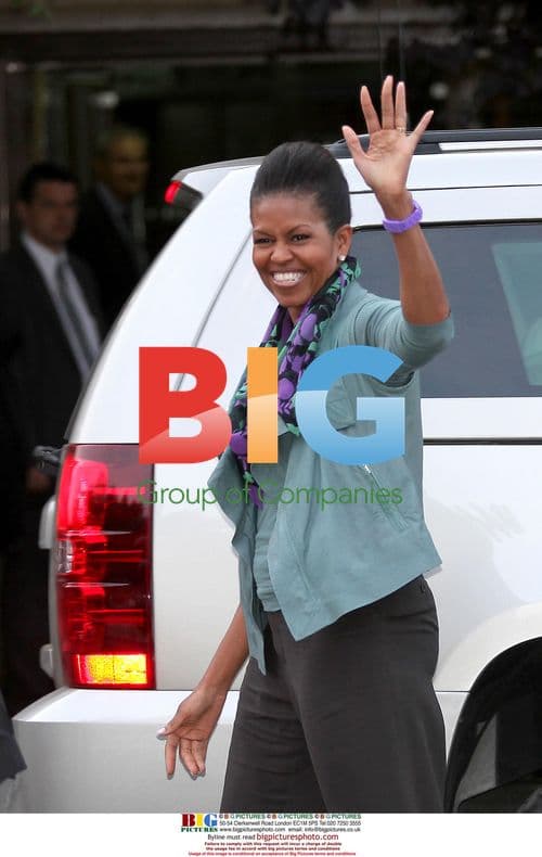 Michelle Obama Visits Paris with Daughters