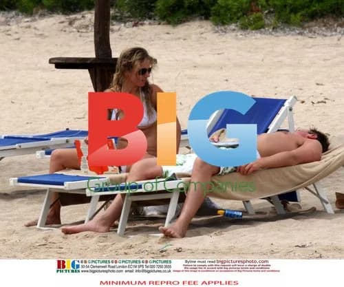 Geri Halliwell and boyfriend on holiday in Italy
