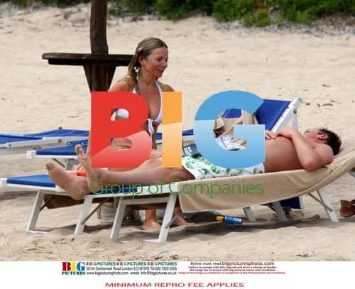 Geri Halliwell and boyfriend on holiday in Italy