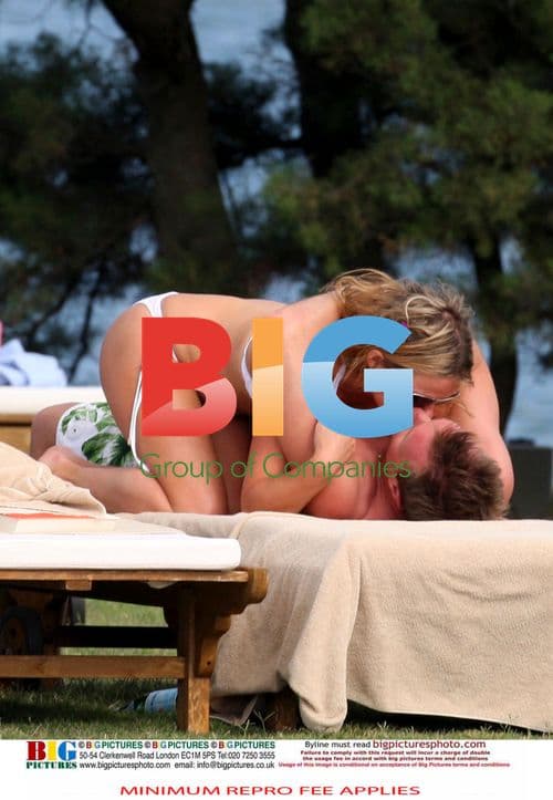 Geri Halliwell and boyfriend on Italian holiday