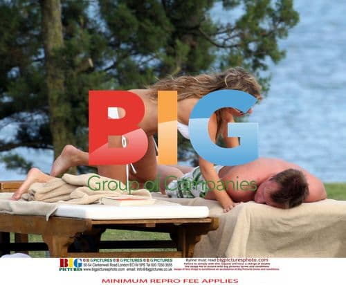 Geri Halliwell and Henry Beckwith on Holiday in Italy