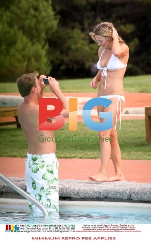 Geri Halliwell and boyfriend on holiday in Italy