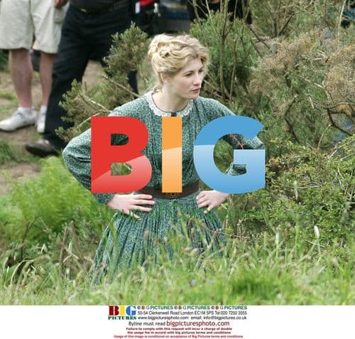 On the set of 'Cranford' starring Judi Dench