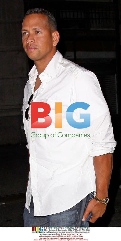 Kate Hudson & A-Rod Spotted at Club