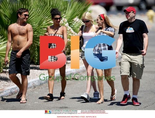 Ed Westwick and Jessica Szohr on Set