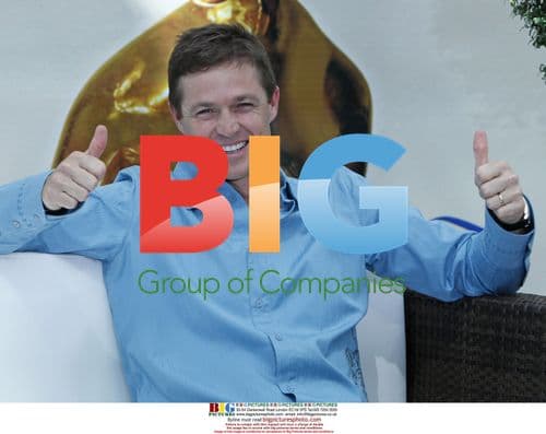 Eric Close attends "Without A Trace" photocall