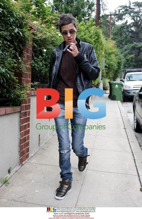 Samantha Ronson Leaving Home