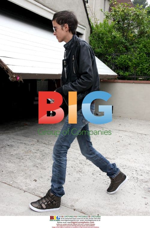 Samantha Ronson leaving home in LA