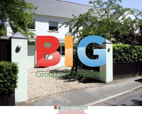 Peter Andre's New Home in Hove, UK