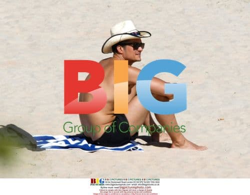 Orlando Bloom Chills Out in Broome