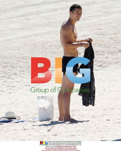 Orlando Bloom Spotted in Broome