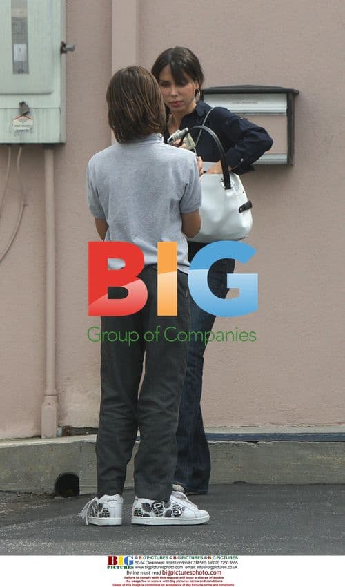 Mel Gibson meets with Timothy Dalton and Oskana Grigorieva's son