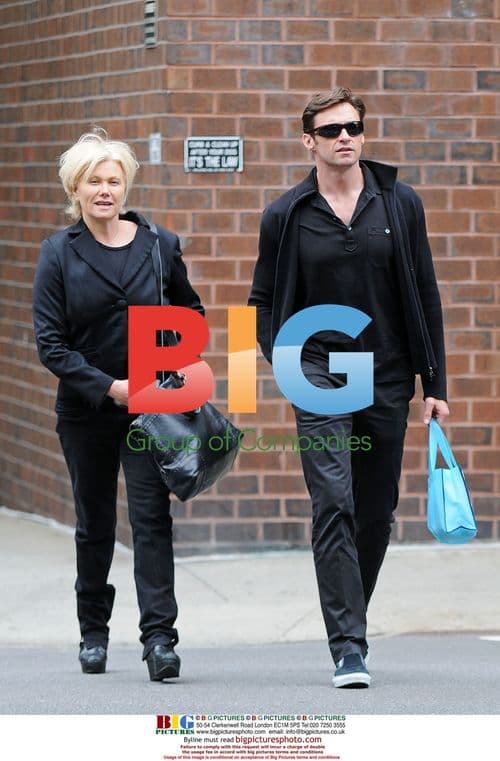 Hugh Jackman walking with wife in NYC