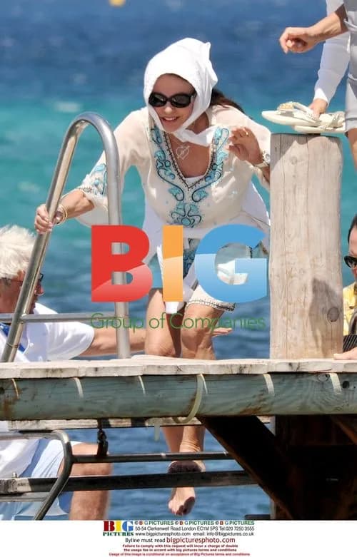 Joan Collins on new honeymoon
