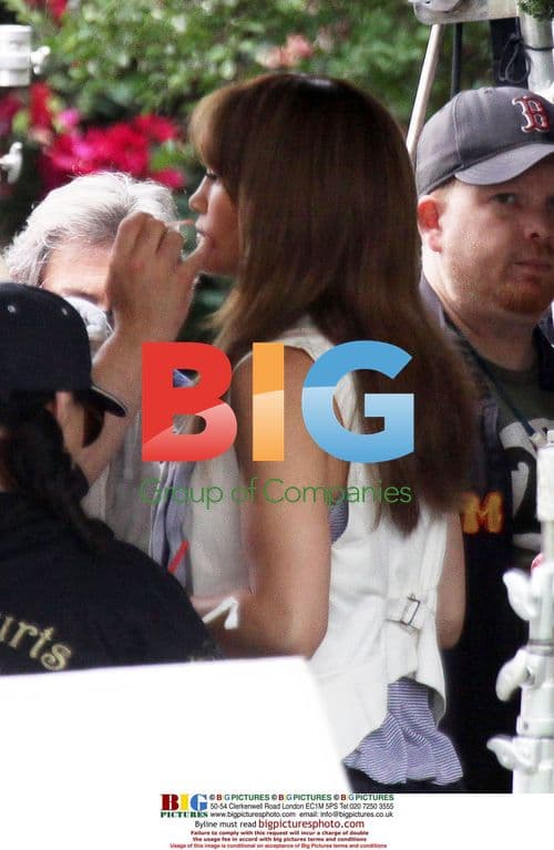 Jennifer Lopez on 'The Back-Up Plan' film set