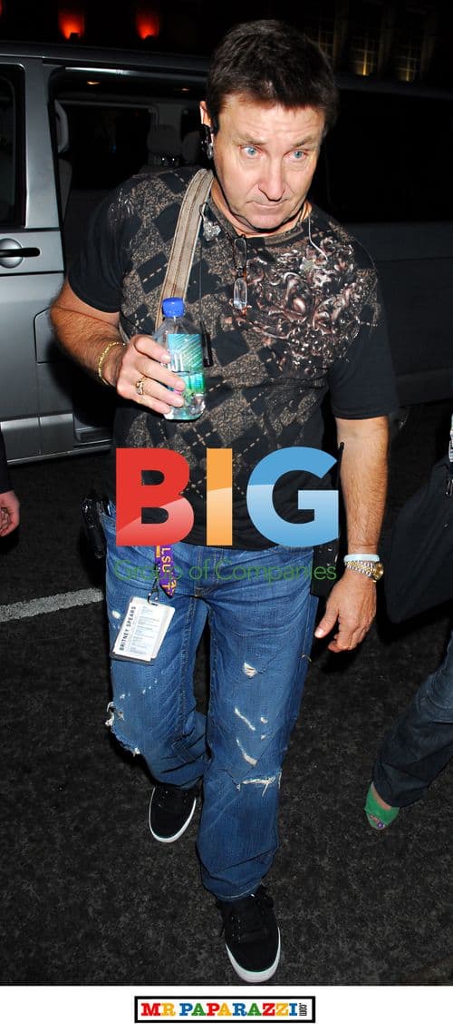 Britney Spears and dad Jamie at hotel after London gig