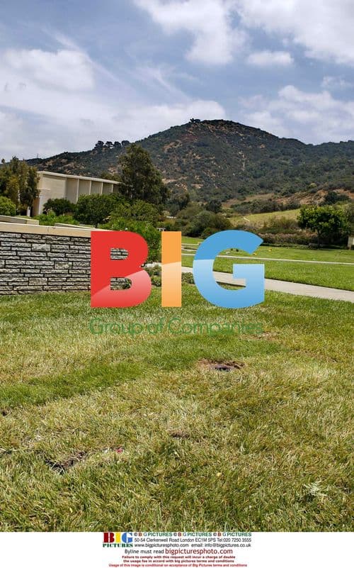 David Carradine's private funeral burial