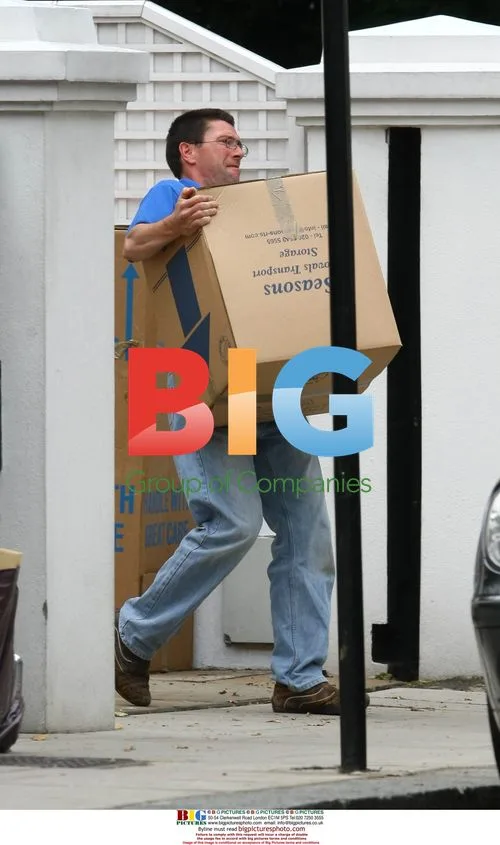 Elen Rives" belongings removed from home