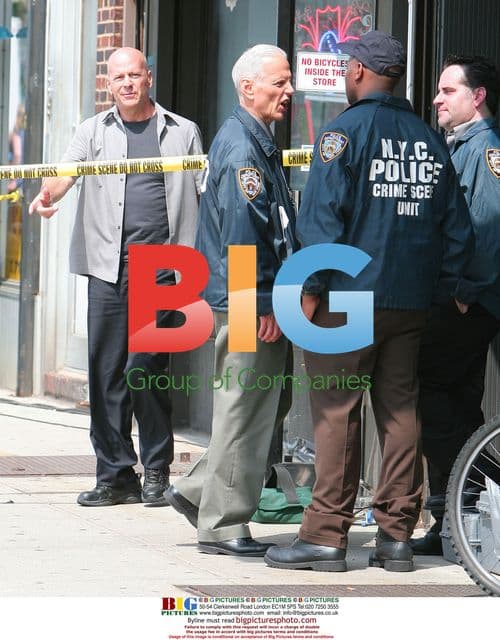 Bruce Willis filming 'A Couple of Dicks' in Brooklyn